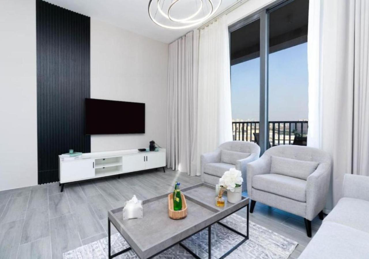 Sleek City Escape 2Br Apt With Stunning Dubai View By Vibel Apartment Exterior photo